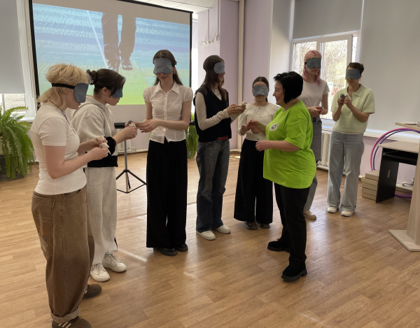 «Прикоснись к другому миру»: студенты ЧГПУ имени И. Я. Яковлева посетили спецбиблиотеку