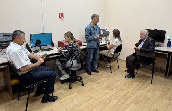 Новые маршруты самостоятельности: в спецбиблиотеке завершился второй поток курса по спутниковой навигации
